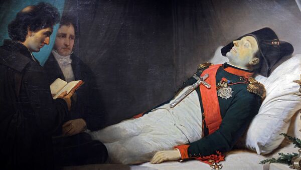 لوحة فنية رسمها الفنان الفرنسي جان بابتيست موزايس في عام 1843 تصور الإمبراطور الفرنسي نابليون الأول على فراش الموت - سبوتنيك عربي