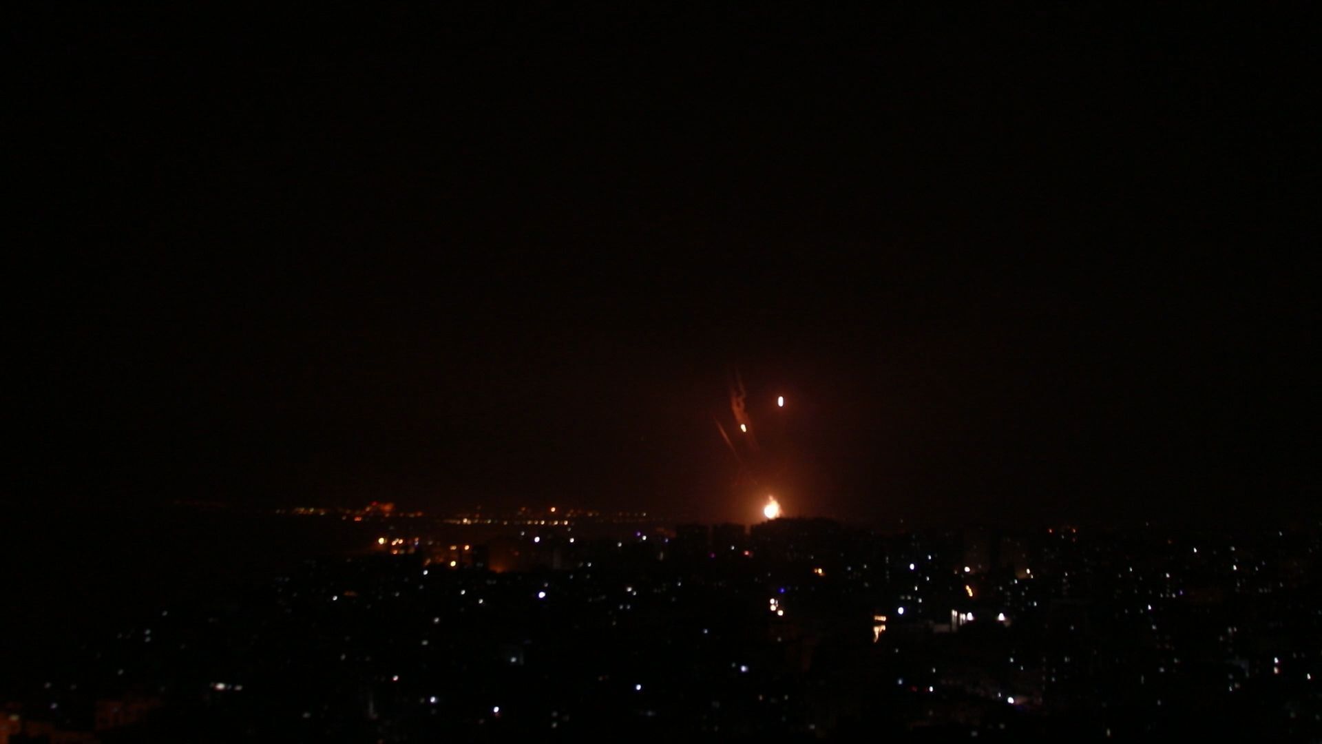  22 قتيلا و103 جرحى جراء القصف الإسرائيلي على قطاع غزة.. صور وفيديو - سبوتنيك عربي, 1920, 11.05.2021