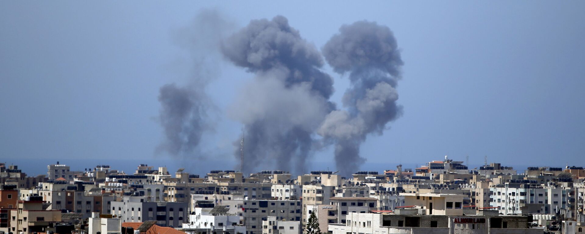 تجدد قصف الطيران الحربي على مناطق متفرقة في مدينة غزة، قطاع غزة، فلسطين، 13 مايو 2021 - سبوتنيك عربي, 1920, 13.05.2021