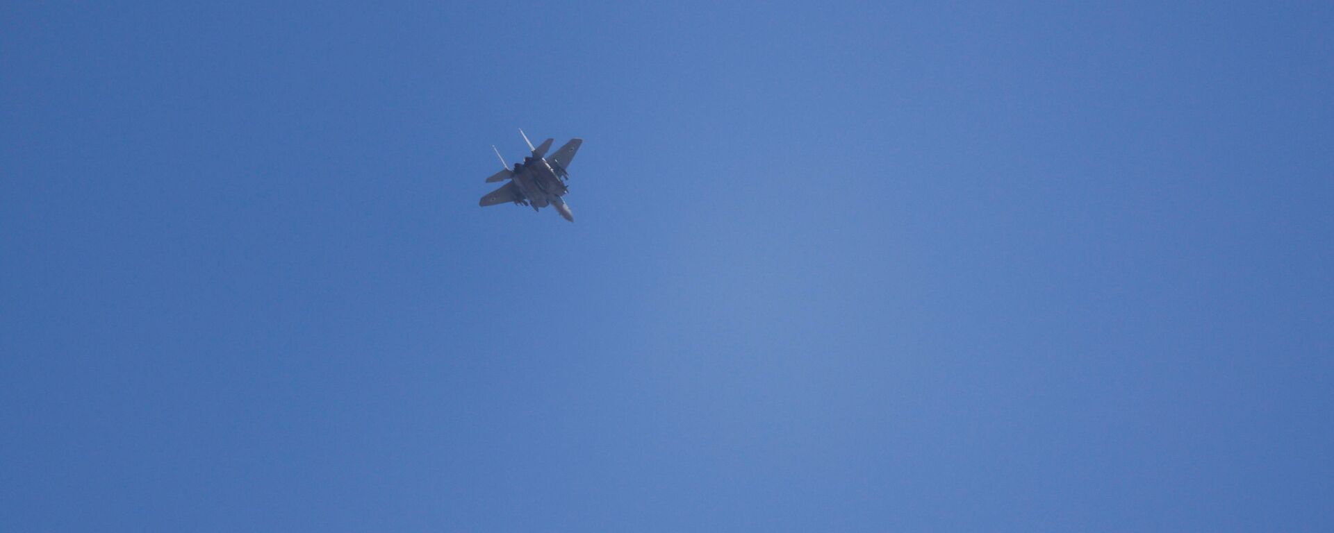 الطيران الحربي الإسرائيلي بالقرب من عسقلان، غلاف غزة، فلسطين، إسرائيل 11 مايو 2021 - سبوتنيك عربي, 1920, 13.05.2021
