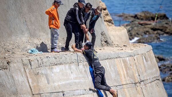 الهجرة غير الشرعية في الشواطىء الإسبانية - سبوتنيك عربي