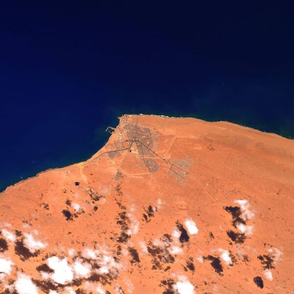 صورة الساحل الشمالي الغربي لأفريقيا، التقطها رائد فضاء وكالة الفضاء الأوروبية ​توماس بيسكيه - سبوتنيك عربي