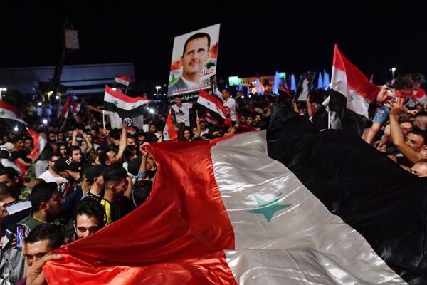 27 مايو/ أيار 2021 - احتفالات عارمة في دمشق بفوز الرئيس بشار الأسد في الانتخابات الرئاسية السورية. - سبوتنيك عربي