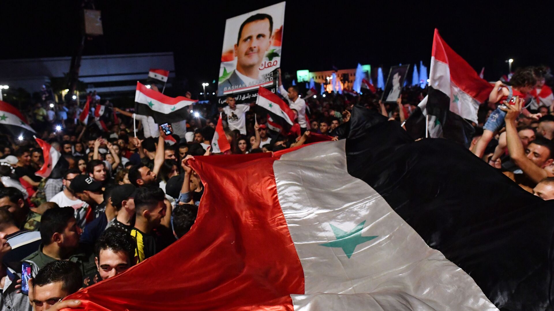 27 مايو/ أيار 2021 - احتفالات عارمة في دمشق بفوز الرئيس بشار الأسد في الانتخابات الرئاسية السورية. - سبوتنيك عربي, 1920, 18.12.2021