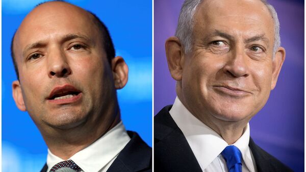 رئيس الوزراء الإسرائيلي بنيامين نتنياهو (يمين) وزعيم حزب يمينا نفتالي بينيت (يسار) - سبوتنيك عربي