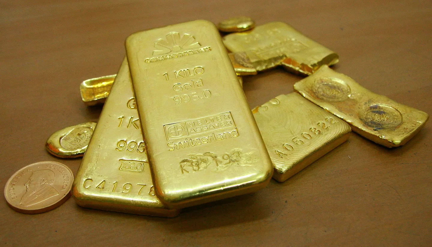 الذهب قفز لأعلى مستوياته خلال 3 أشهر وسجل 1983.46 دولار للأوقية