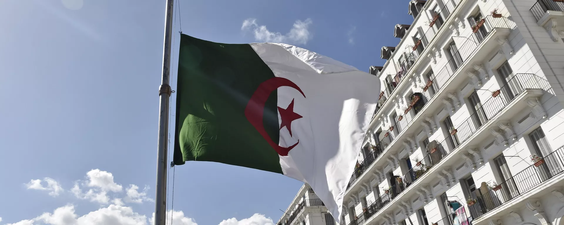علم الجزائر - سبوتنيك عربي, 1920, 30.11.2023