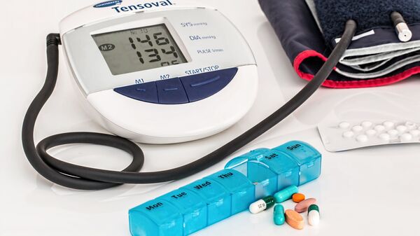 مقياس ضغط الدم وأدوية ضغط الدم  - سبوتنيك عربي