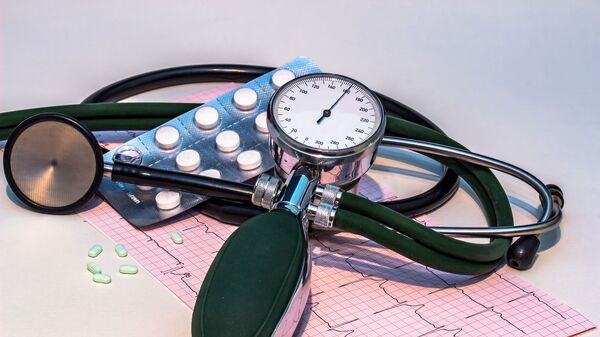جهاز قياس ضغط الدم وحبوب الضغ  - سبوتنيك عربي