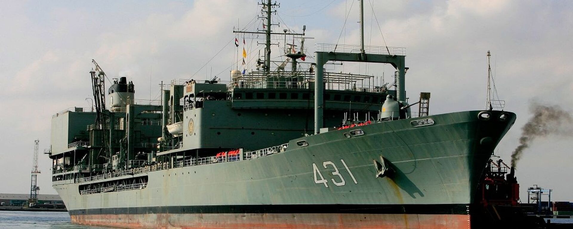 سفينة دعم تابعة للأسطول الحربي الإيراني أثناء مشاركتها في مهمة عسكرية - سبوتنيك عربي, 1920, 03.01.2022