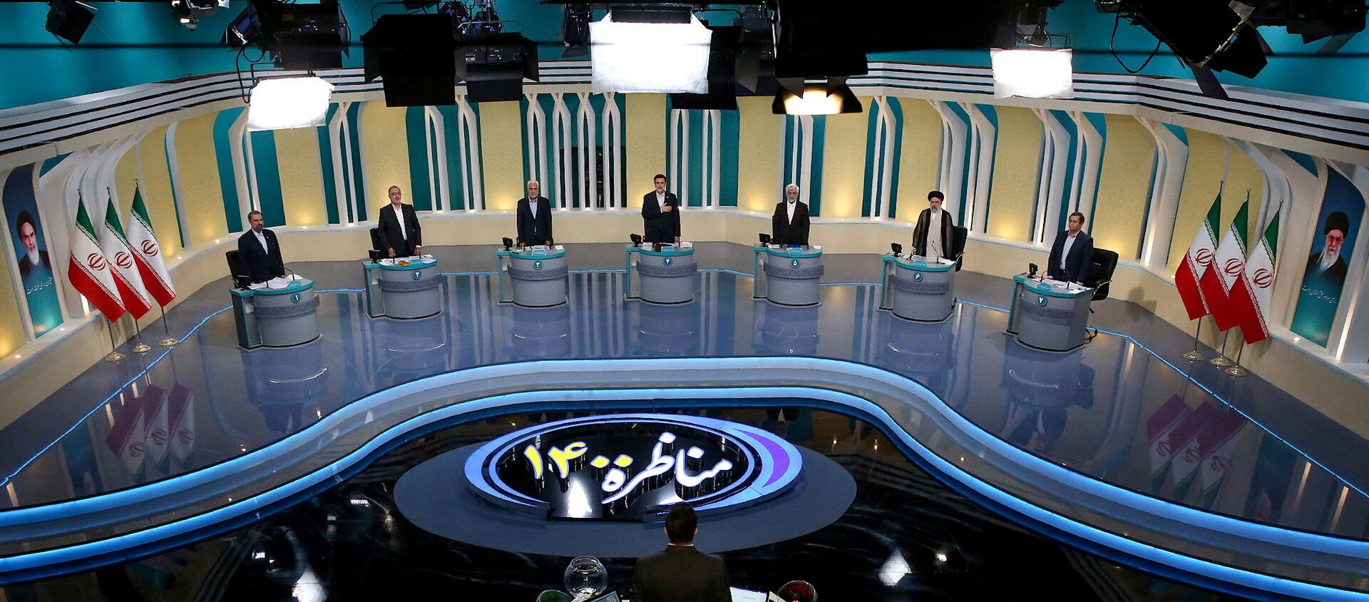 منظر عام للمناظرة الانتخابية في استوديو تلفزيوني، في طهران، إيران ، 8 يونيو/ حزيران 2021 - سبوتنيك عربي, 1920, 17.06.2021