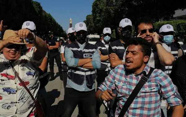 مسيرة تجوب العاصمة التونسية احتجاجا على وفاة شاب جراء اعتداء أمني  - سبوتنيك عربي