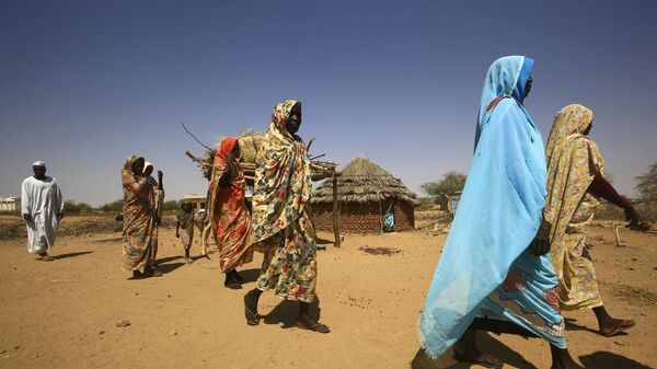 سكان بجنوب دارفور يعودون إلى منازلهم بعد اتفاق السلام بين الحكومة السودانية ومتمردين - سبوتنيك عربي