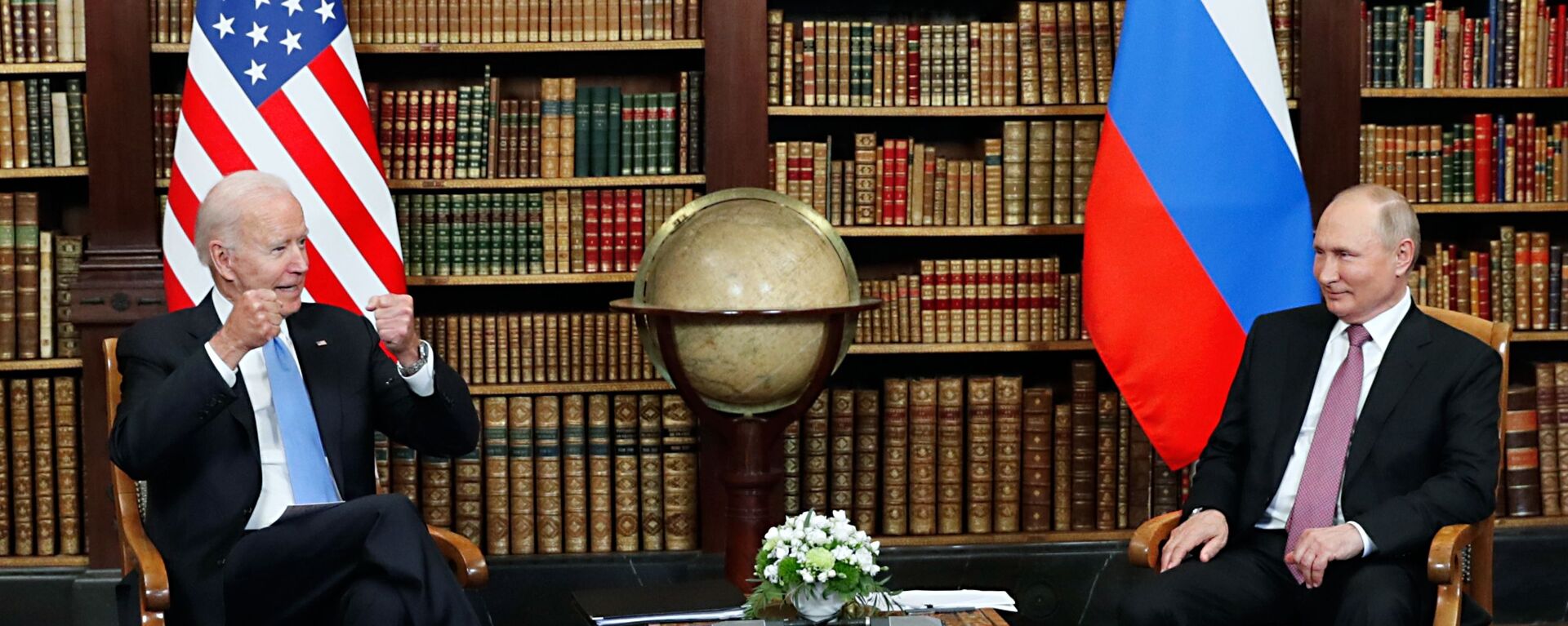 16 يونيو/ حزيران 2021 - صورة تجمع الرئيس الروسي  فلاديمير بوتين والرئيس الأمريكي جو بايدن في  فيلا لا غرانج في جنيف السويسرية. - سبوتنيك عربي, 1920, 07.10.2022