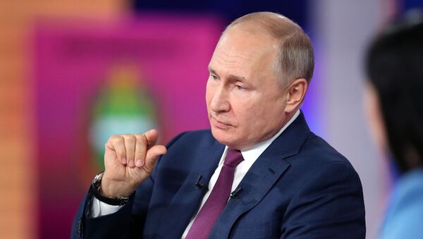 الحوار السنوي المباشر بين الرئيس الروسي فلاديمير بوتين والمواطنين الروس الخط المباشر، 30 يونيو 2021 - سبوتنيك عربي