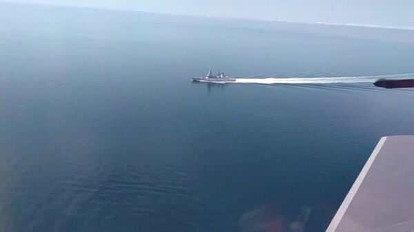 المدمرة البريطانية ديفيندر التابعة للبحرية الملكية البريطانية تعبر مياه  البحر الأسود، روسيا 23 يونيو 2021 - سبوتنيك عربي