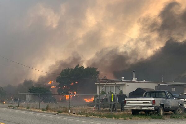 حريق هائل في ليتون، كولومبيا البريطانية، كندا، صورة بتاريخ 30 يونيو 2021. حيث سجلت رقم قياسي في درجات الحرارة - 49.6 درجة مئوية. - سبوتنيك عربي