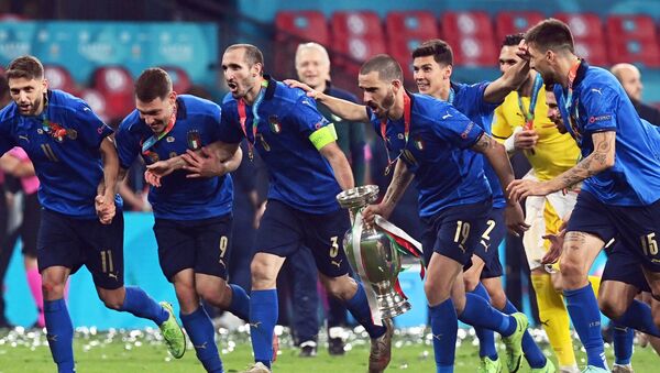 إيطاليا تفوز بنهائي أمم أوروبا على إنجلترا الأحد 9 يوليو 2021 - سبوتنيك عربي