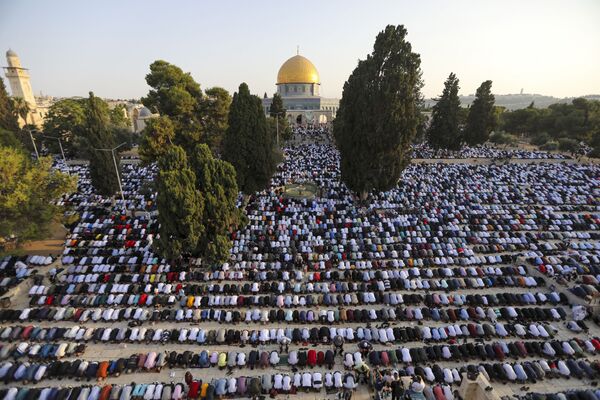 صلاة عيد الأضحى في ساحة مسجد الأقصى في القدس، فلسطين 20 يوليو 2021 - سبوتنيك عربي