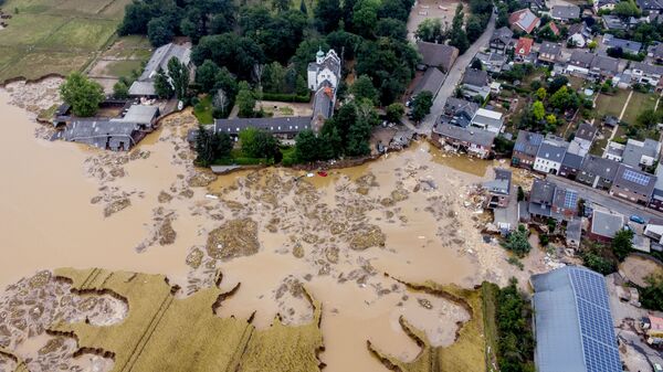 قلعة أثرية دمرت إثر فيضان ضخم أصاب مدينة إرفتشتات، ألمانيا 17 يوليو 2021 - سبوتنيك عربي