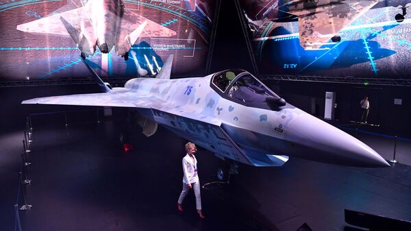 مقاتلة سوخوي تشيك ميت (كش ملك) في معرض الطيران والفضاء الدولي ماكس 2021 في جوكوفسكي، ضواحي موسكو، روسيا 20 يوليو 2021 - سبوتنيك عربي