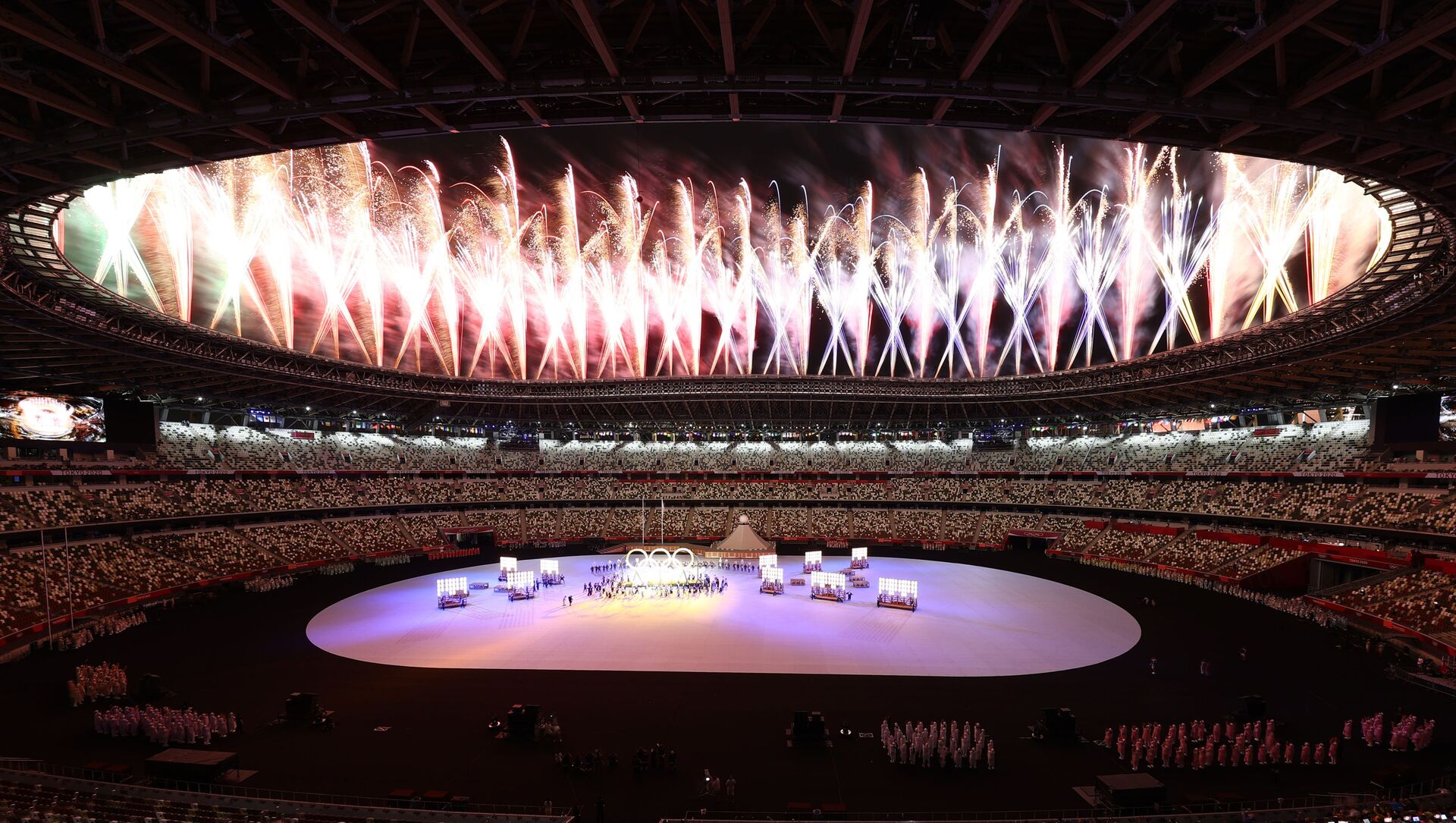 ألعاب نارية بمناسبة افتتاح الألعاب الأولمبية الصيفية أولمبياد طوكيو 2020 في ملعب طوكيو الأولمبي، اليابان 23 يوليو 2021 - سبوتنيك عربي, 1920, 26.07.2021