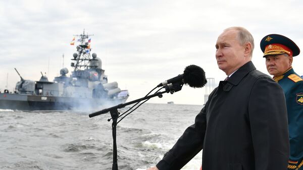 عيد البحرية الروسية في سان بطرسبورغ، الذكرى الـ325 لتأسيس الأسطول البحري، 25 روسيا 2021 - سبوتنيك عربي