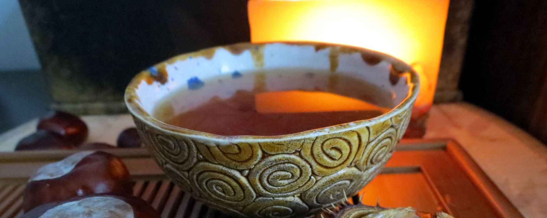 شاي أحمر على طاولة  - سبوتنيك عربي, 1920, 29.01.2022