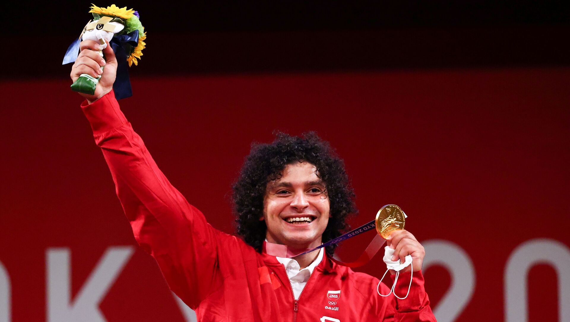 الرباع القطري، فارس حسونة، بعد فوزه بأول ميدالية أولمبية ذهبية في تاريخ قطر بأولمبياد طوكيو، 31 يوليو/ تموز 2021 - سبوتنيك عربي, 1920, 31.07.2021