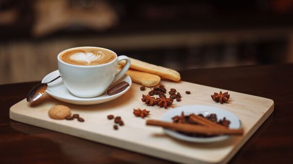 قهوة مع بعض القرفة والتوابل - سبوتنيك عربي
