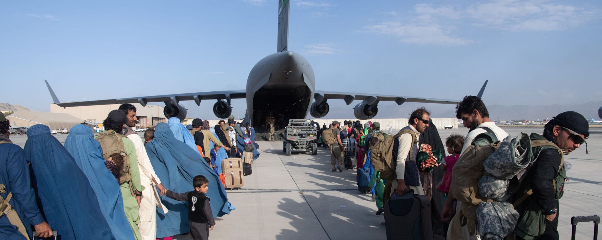 مطار أحمد كرزاي الدولي  في كابول، أفغانستان 24 أغسطس 2021 - سبوتنيك عربي, 1920, 31.08.2021