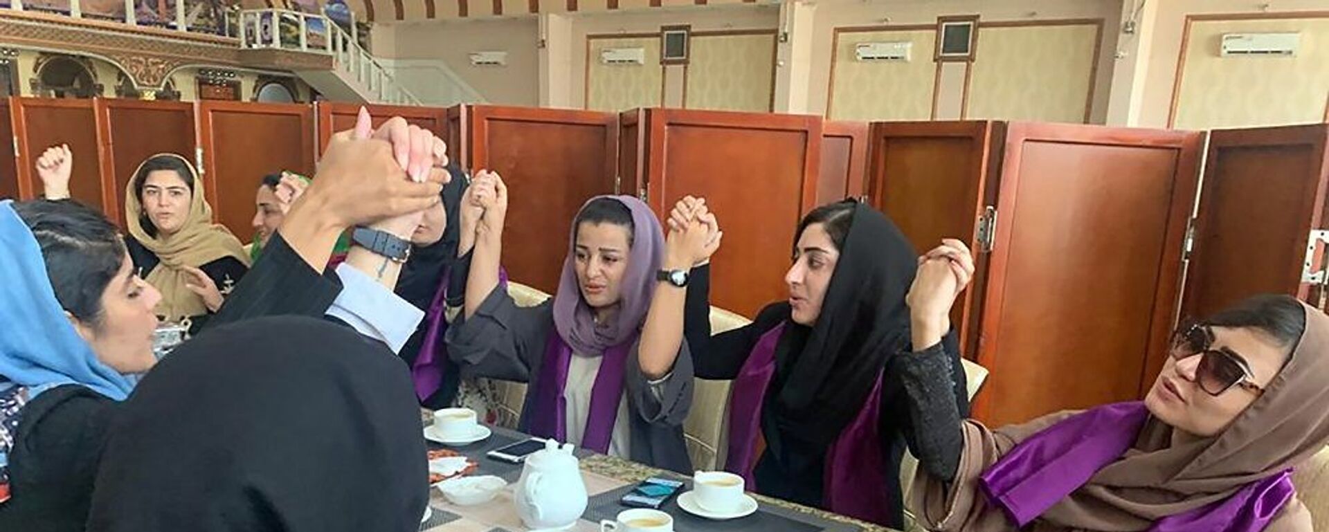 نساء أفغانيات يطالبن بحقوقهن في ظل حكم حركة طالبان بعد السيطرة على كابول، أفغانستان، 4 سبتمبر/ أيلول 2021 - سبوتنيك عربي, 1920, 17.10.2021