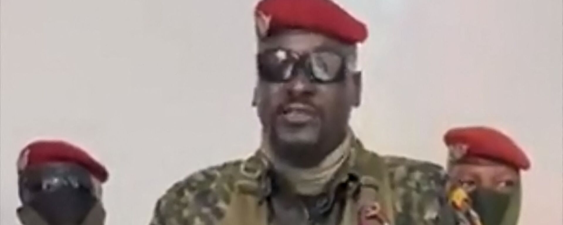  القوات الخاصة بقيادة مامادي دومبويا، غينيا 5 سبتمبر 2021 - سبوتنيك عربي, 1920, 01.10.2021