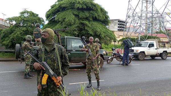 الوضع في غينيا بعد الانقلاب العسكري على الرئيس ألفا كوندي في كوناكري، 5 سبتمبر 2021 - سبوتنيك عربي