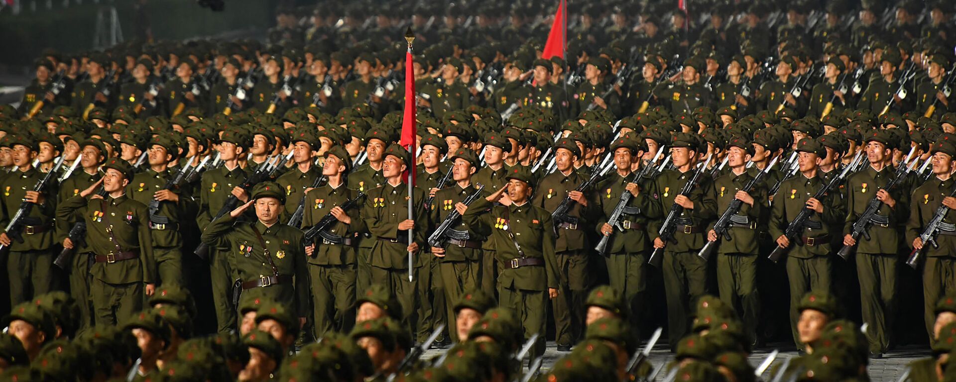 الجيش الكوري الشمالي يشارك في عرض عسكري بمناسبة ذكرى تأسيس كوريا الشمالية - سبوتنيك عربي, 1920, 09.09.2021