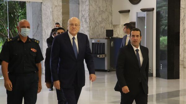رئيس الحكومة اللبنانية نجيب ميقاتي يصل إلى قصر بعبدا، لبنان 10 سبتمبر 2021 - سبوتنيك عربي
