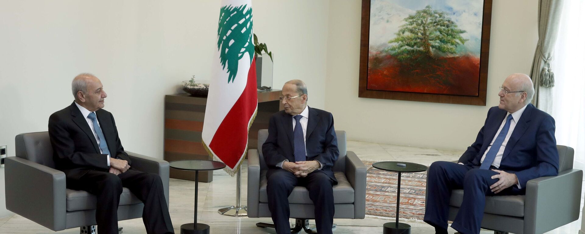  رئيس الحكومة اللبنانية نجيب ميقاتي يلتقي مع الرئيس اللبناني ميشال عون في قصر بعبدا، لبنان 13 سبتمبر 2021  - سبوتنيك عربي, 1920, 24.01.2022