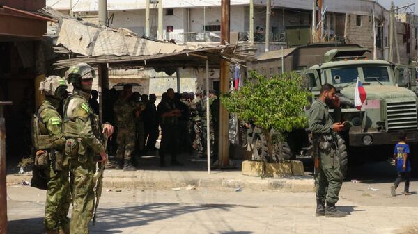 سبوتنيك تواكب دخول الجيش السوري إلى بلدة (المزيريب) الحدودية مع الأردن - سبوتنيك عربي
