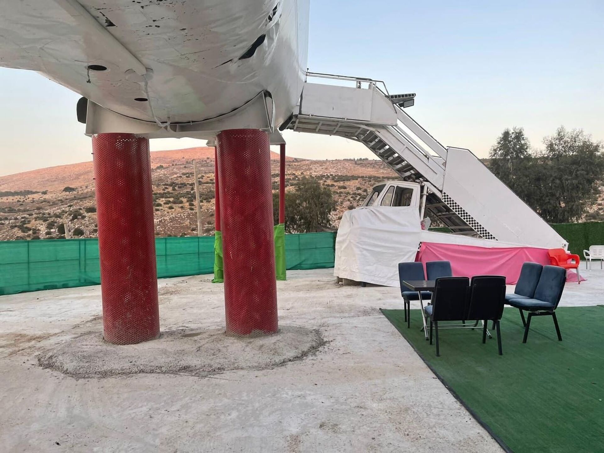 مطعم وصالة أفراح على متن طائرة بوينغ 707 في مدينة نابلس، الضفة الغربية، فلسطين 20 سبتمبر 2021 - سبوتنيك عربي, 1920, 23.11.2021