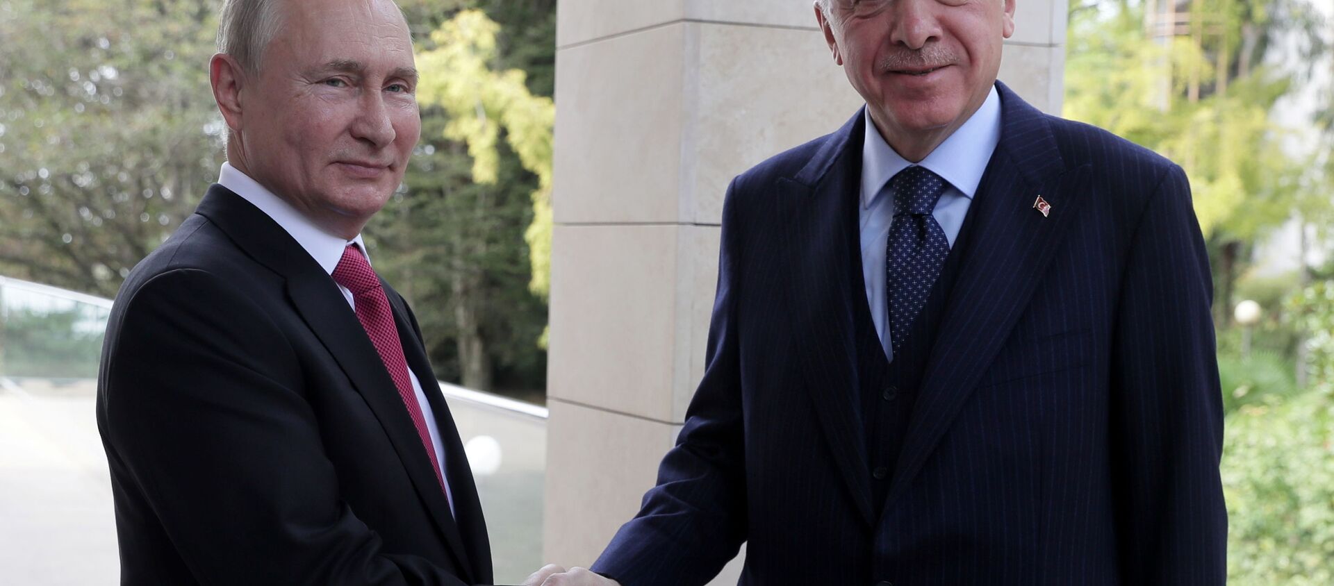 الرئيس الروسي فلاديمير بوتين يلتقي مع الرئيس التركي رجب طيب أردوغان في سوشتي، روسيا  29 سبتمبر 2021 - سبوتنيك عربي, 1920, 29.09.2021