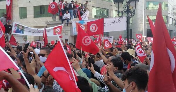 مظاهرة مؤيدة للرئيس التونسي - سبوتنيك عربي