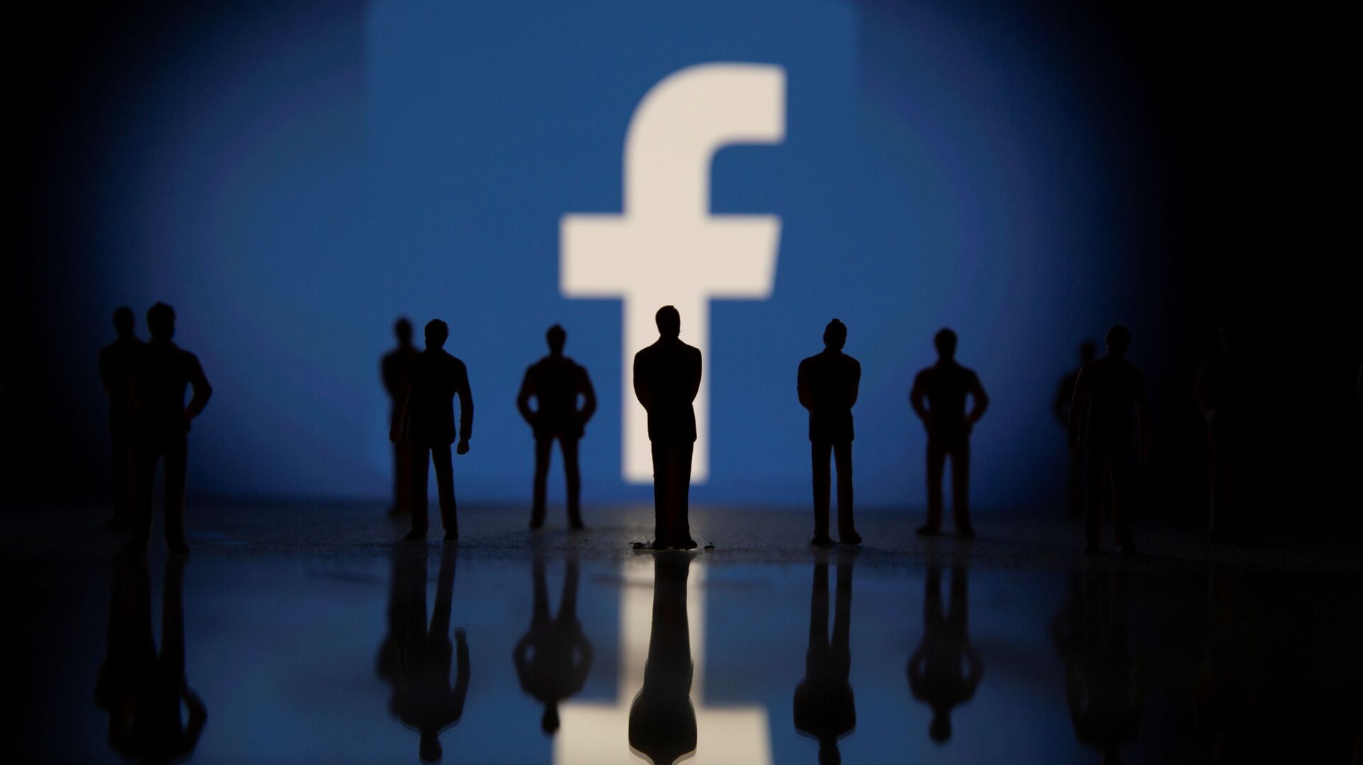 فيسبوك يعلن عودة خدمة تطبيقات المنصة إلى العمل - سبوتنيك عربي, 1920, 05.10.2021