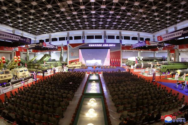 معرض تطوير الدفاع، في بيونغ يانغ، كوريا الشمالية، 12 أكتوبر 2021 - سبوتنيك عربي