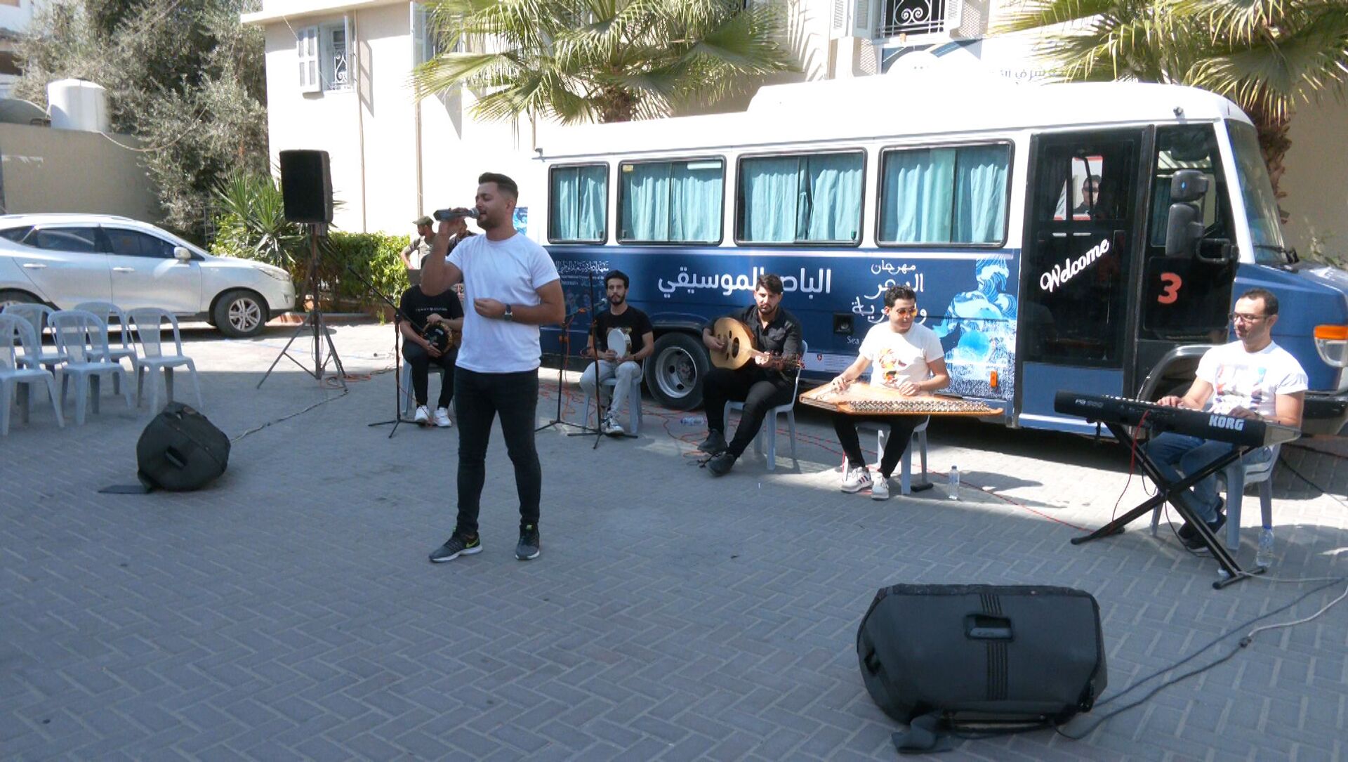 باص الموسيقى ضمن فعاليات مهرجان البحر والحرية السادس، قطاع غزة، فلسطين - سبوتنيك عربي, 1920, 15.10.2021