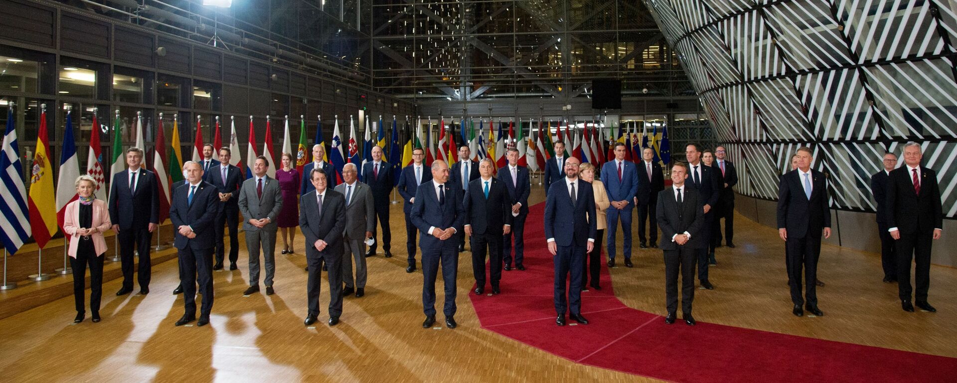 قمة زعماء الدول الأعضاء في الاتحاد الأوروبي في بروكسل، بلجيكا 21 أكتوبر 2021 - سبوتنيك عربي, 1920, 08.11.2021