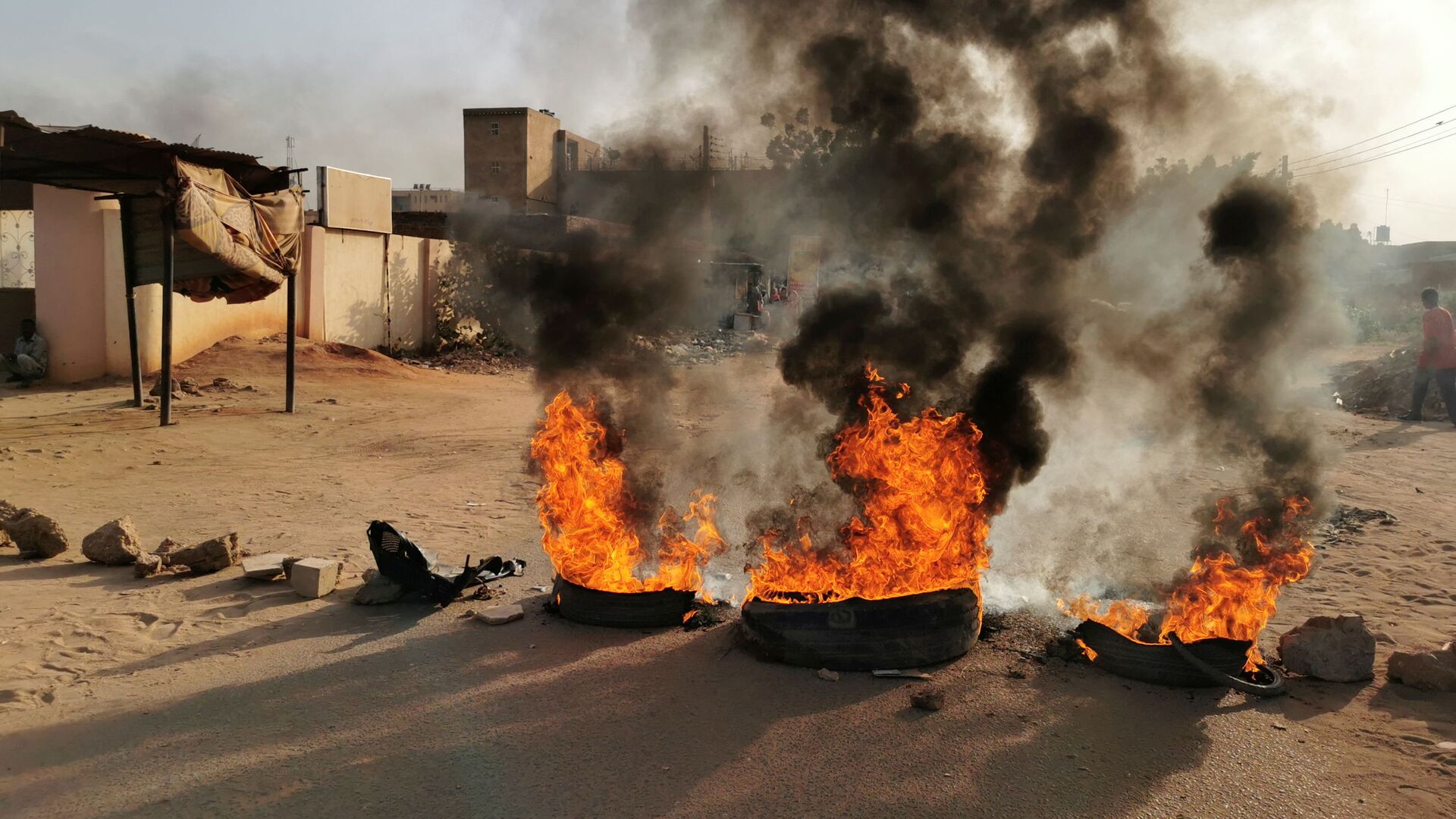 مظاهرات في شوارع مدينة الخرطوم، السودان 25 أكتوبر 2021 - سبوتنيك عربي, 1920, 30.10.2021