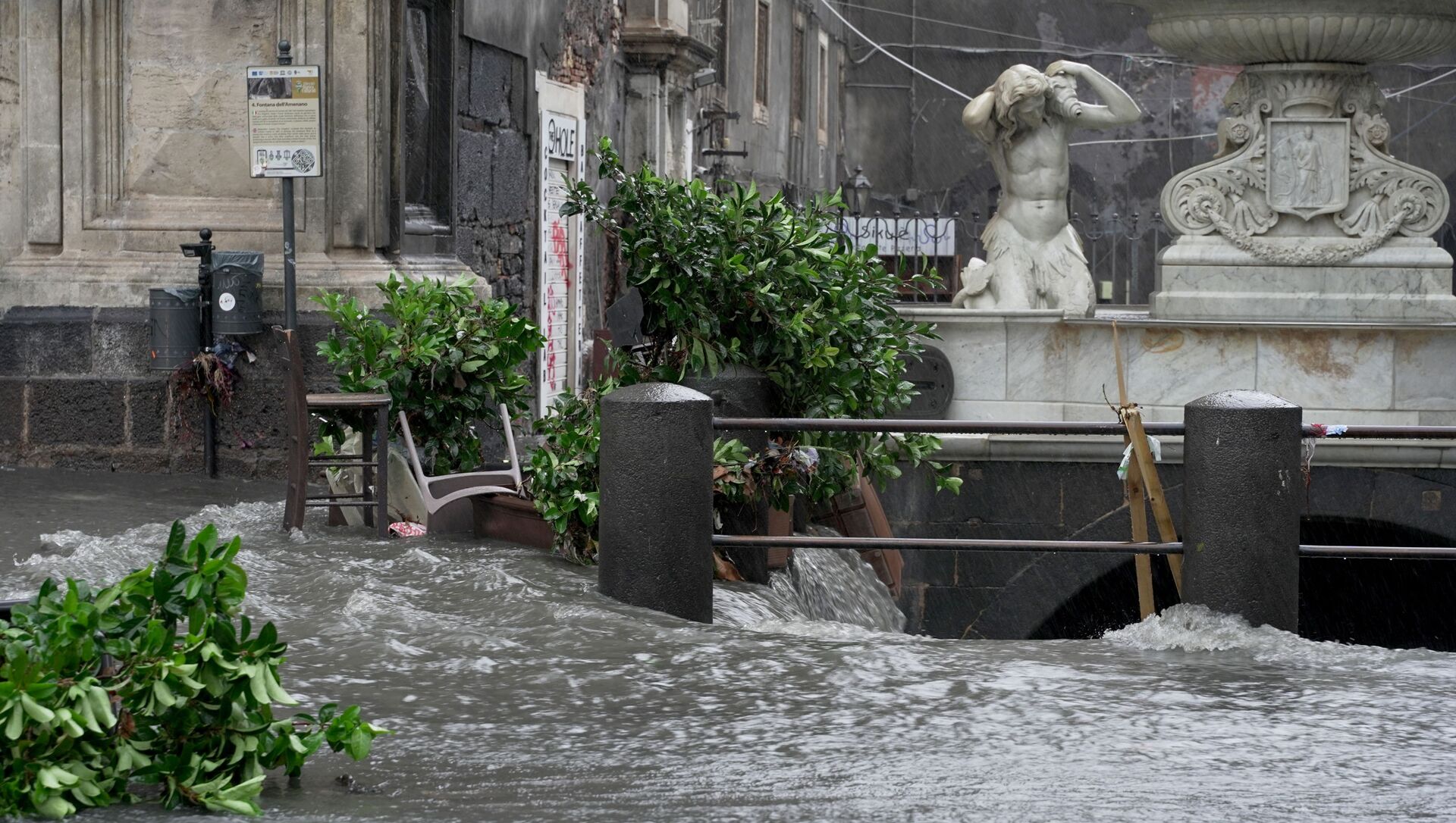 إعصار قوي يضرب صقلية، إيطاليا 26 أكتوبر 2021 - سبوتنيك عربي, 1920, 27.10.2021
