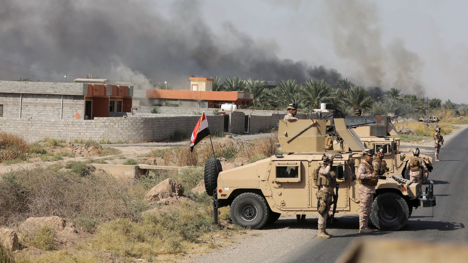 قوات الأمن العراقي بالقرب من موقع هاجمته عناصر تنظيم داعش في مقدادية، العراق 27 أكتوبر 2021  - سبوتنيك عربي, 1920, 14.11.2021
