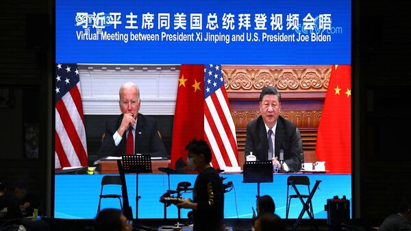 لقاء الرئيس الأمريكي جو بايدن بتظيره الصيني شي جي بينغ في بكين، الصين 16 نوفمبر 2021 - سبوتنيك عربي