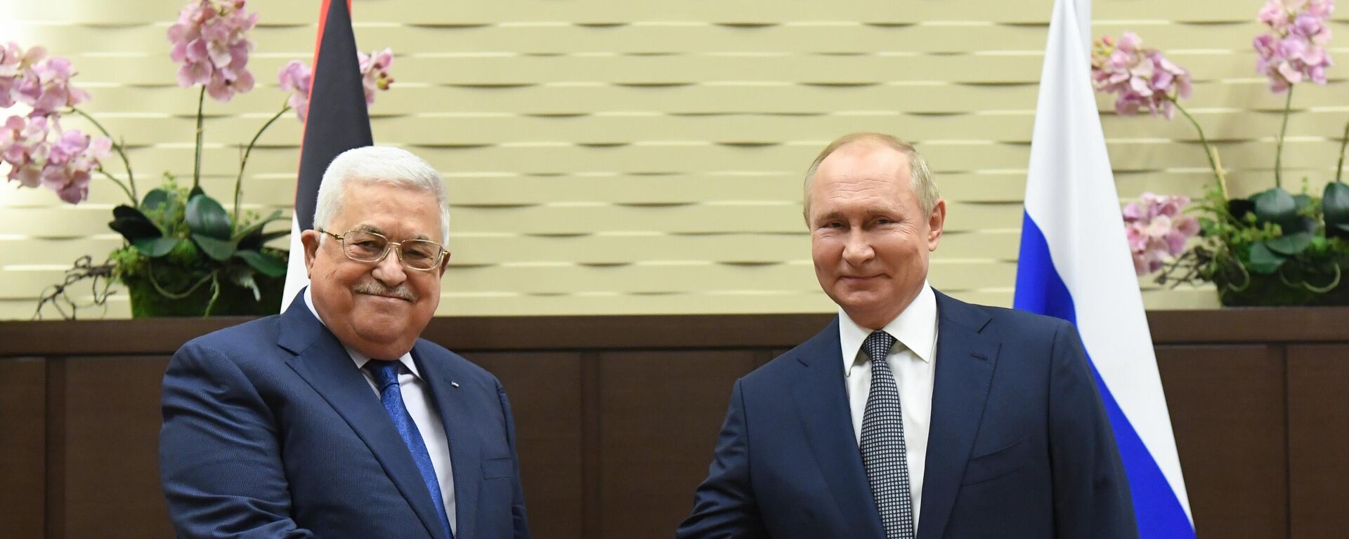 الرئيس فلاديمير بوتين يلتقي مع الرئيس الفلسطيني محمود عباس في مدينة سوتشي، روسيا 23 نوفمبر 2021 - سبوتنيك عربي, 1920, 12.10.2022